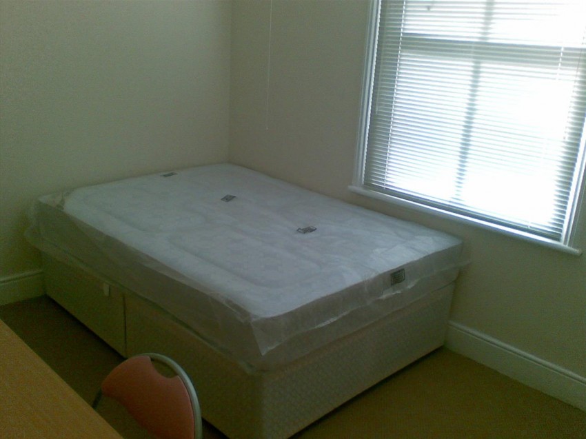 Images for 42, Clarendon Avenue, Leamington Spa