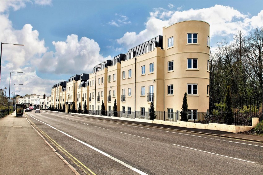 Images for Station House, Old Warwick Road, Leamington Spa