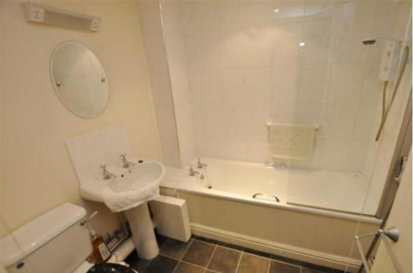 Images for 2, Cornwall House, Cornwall Place, Leamington Spa