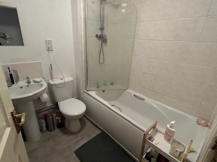 Images for Cobham Green, Whitnash, Leamington Spa