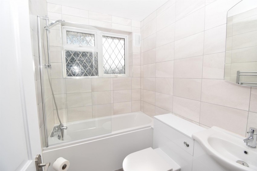 Images for Oaks Precinct, Caesar Road, Kenilworth