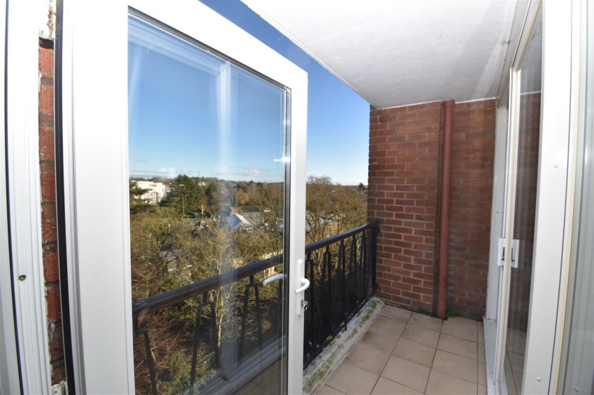 Images for 39, Manor Court, Leamington Spa