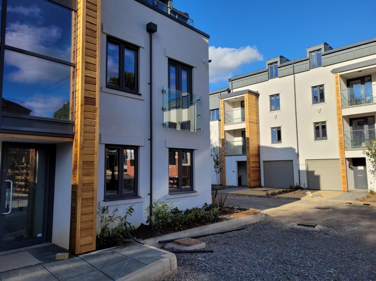 Manor Farm Court, Lime Avenue, Leamington Spa