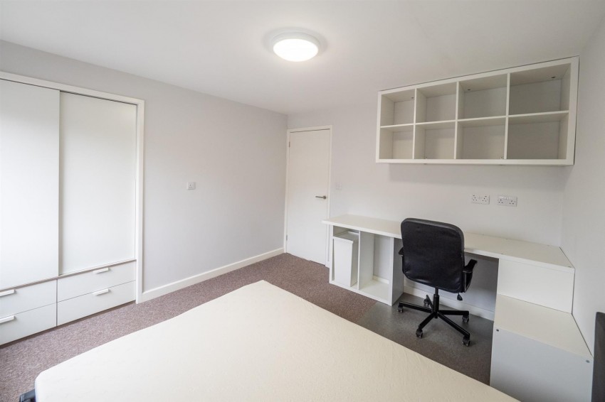 Images for Barrowfield Lane, Kenilworth