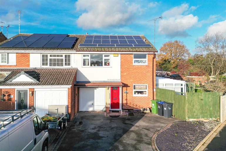 Brunel Close, Whitnash, Leamington Spa