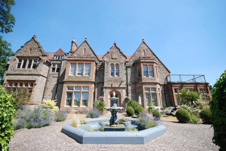 Blackdown Hall, Sandy Lane, Leamington Spa