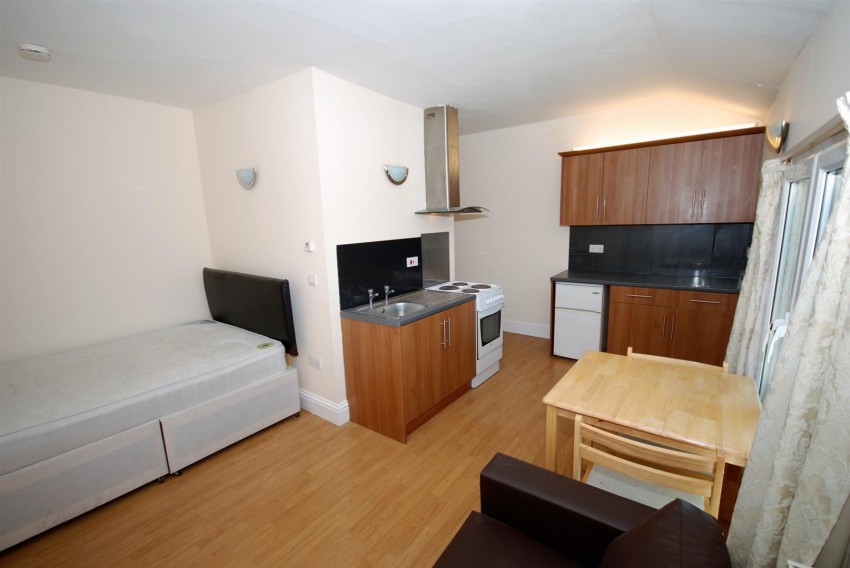 Images for 80, Emscote Road, Warwick