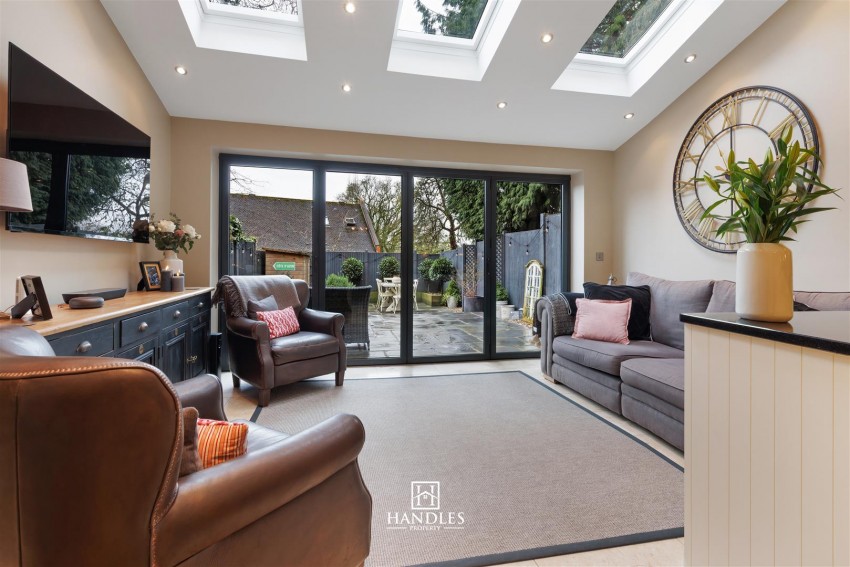 Images for Dorsington Close, Warwick