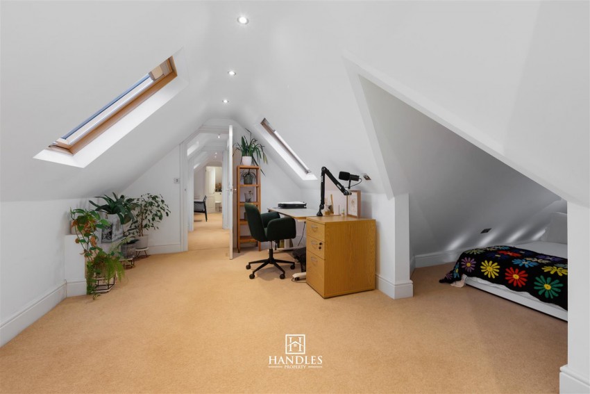 Images for Warwick New Road, Leamington Spa