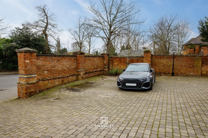 Images for Warwick New Road, Leamington Spa