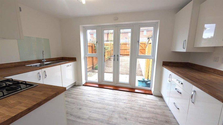 Images for Woodward Drive, Warwick