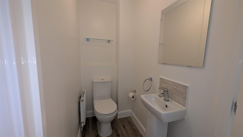 Images for Woodward Drive, Warwick