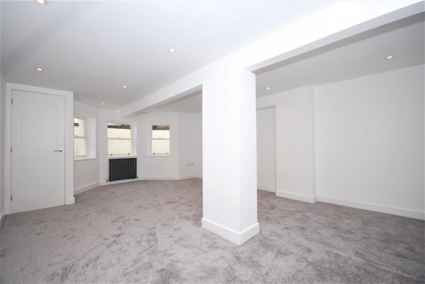 Images for 60 Russell Terrace, Leamington Spa