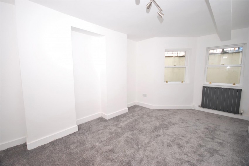 Images for 60 Russell Terrace, Leamington Spa