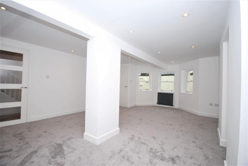 Images for 60 Russell Terrace, Leamington Spa