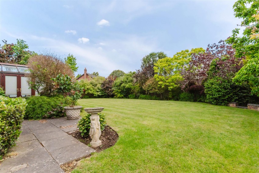 Images for Bamburgh Grove, Leamington Spa