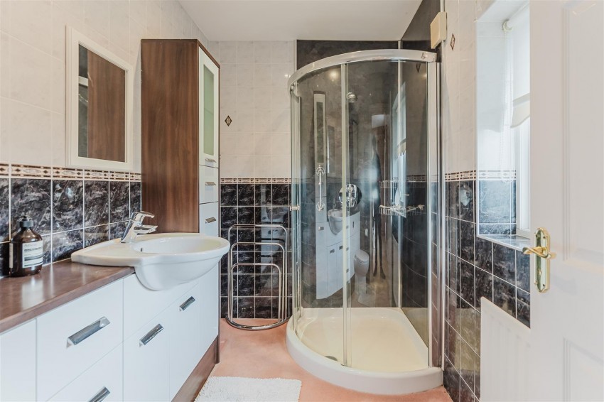 Images for Bamburgh Grove, Leamington Spa