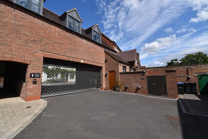Images for Abbotsford Mews, New Street, Kenilworth