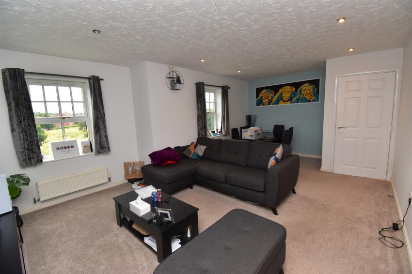 Images for Purser Drive, Warwick