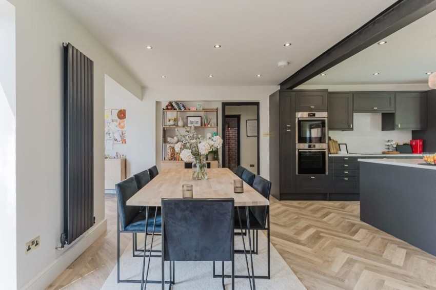 Images for Warren Close, Leamington Spa