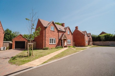 View Full Details for The Paddocks, Cubbington, Leamington Spa