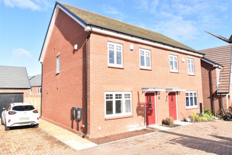 View Full Details for The Dovecote, Warwick