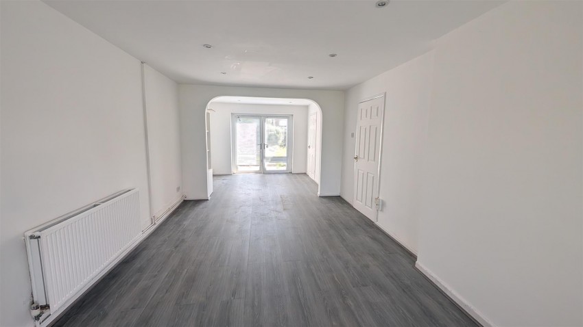Images for Sycamore Grove, Warwick