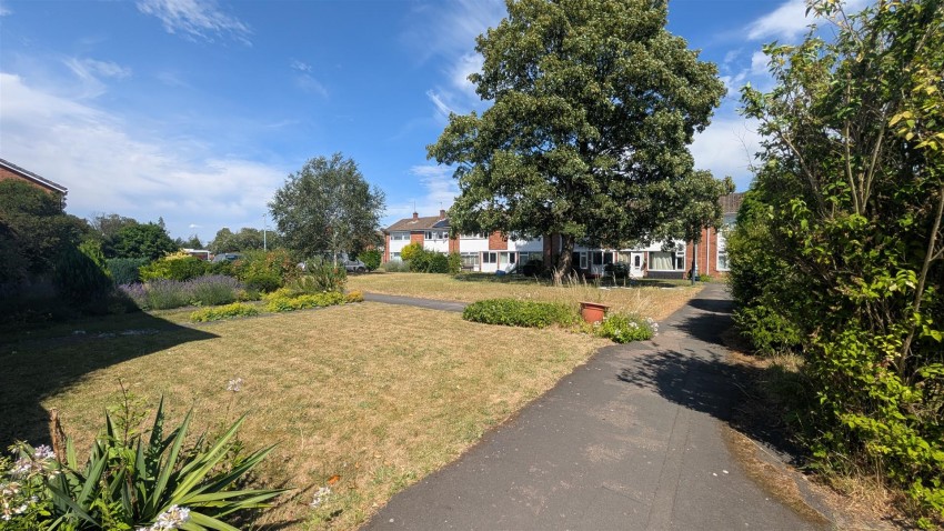 Images for Sycamore Grove, Warwick