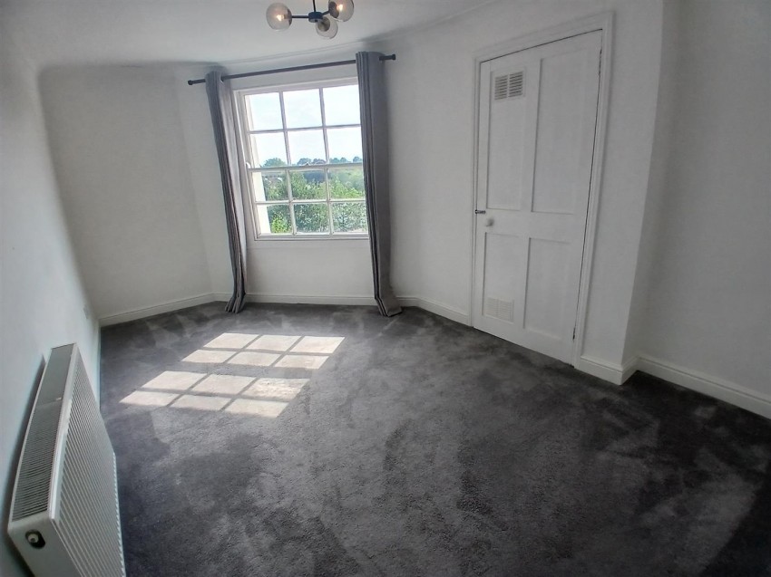 Images for 28 Portland Place West, Leamington Spa