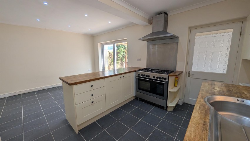 Images for Landor Road, Whitnash, Leamington Spa