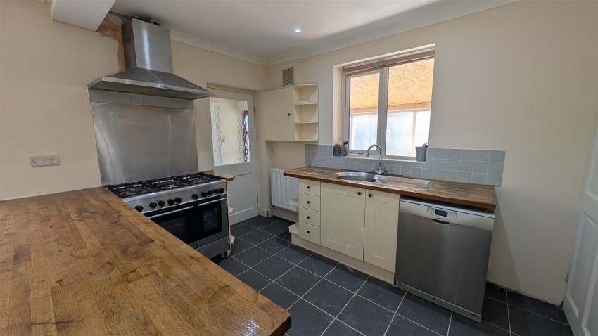 Images for Landor Road, Whitnash, Leamington Spa