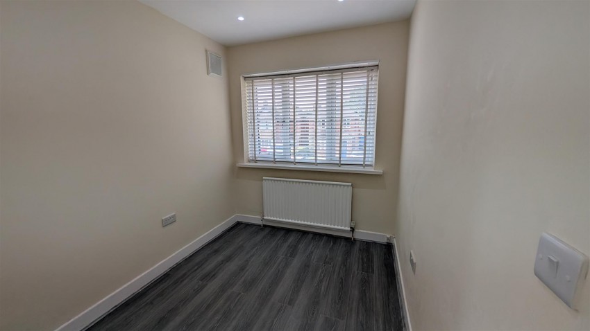 Images for Landor Road, Whitnash, Leamington Spa