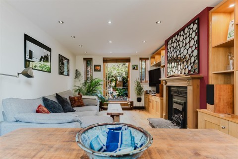 View Full Details for West Street, Warwick