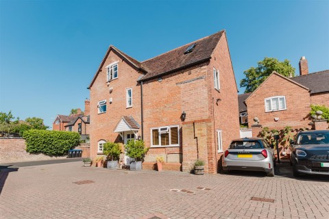 View Full Details for West Street, Warwick