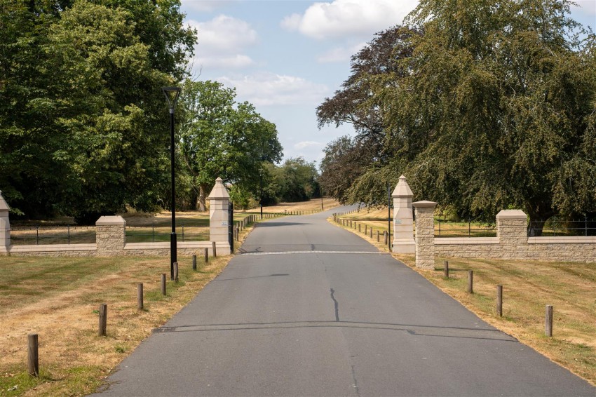 Images for Manor Gardens Haseley Manor, Warwick